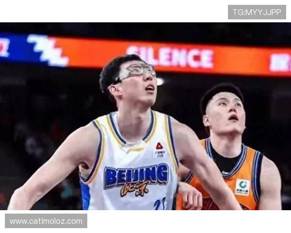 京沪大战最大变数!杰曼故意吃T激怒古德温,上海最强一环被他亲手拆掉 _洛夫顿_北京_北京