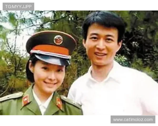 娶大11岁袁立为妻,如今7年过去,两人仍不生娃,丁克过的很潇洒_梁太平_婚姻_俩人 娶大11岁袁立为妻,如今7年过去,两人仍不生娃,丁克过的很潇洒_梁太平_婚姻_俩人